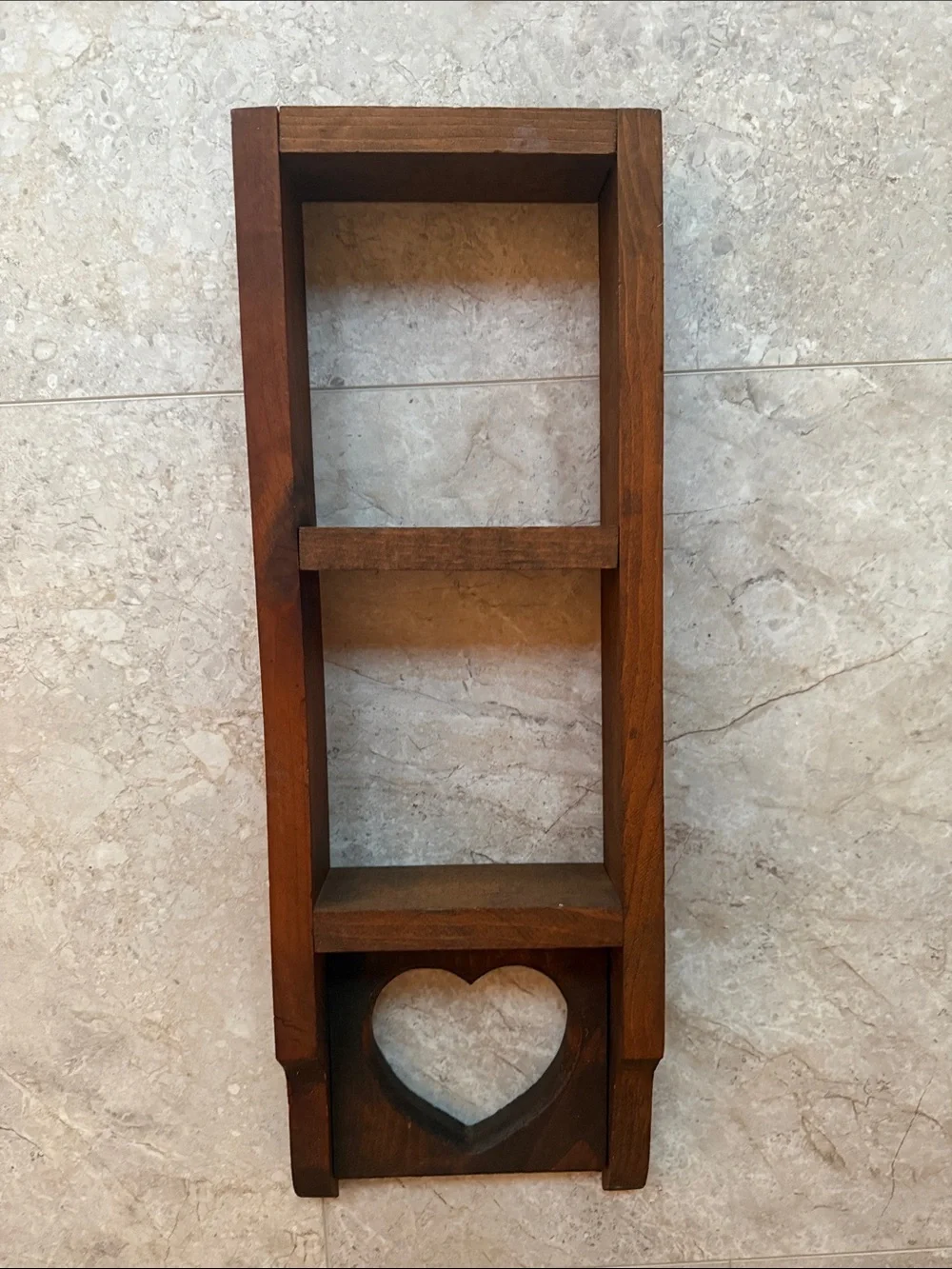 Vintage Solid Wooden Vertical Shelf Heart